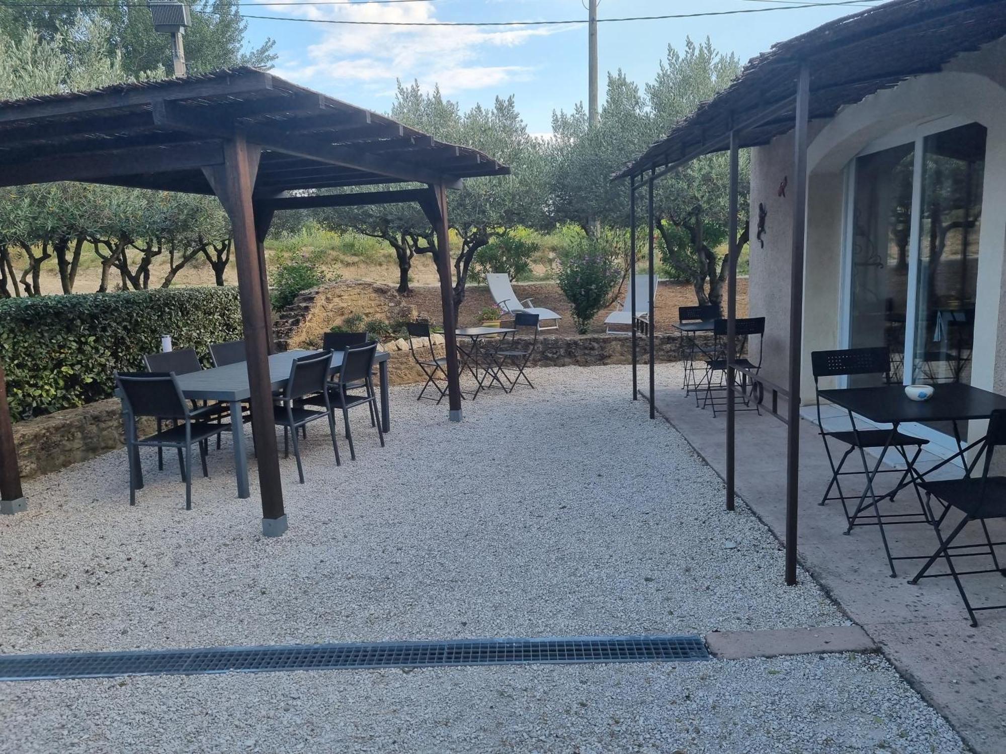 La Fanette Hotel Montbrison-sur-Lez ภายนอก รูปภาพ